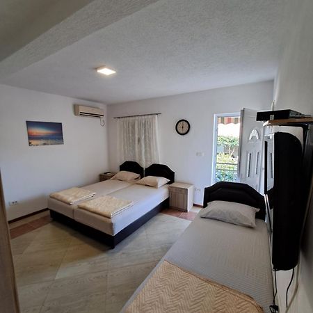 Apartmani Cavor Budva Exterior photo